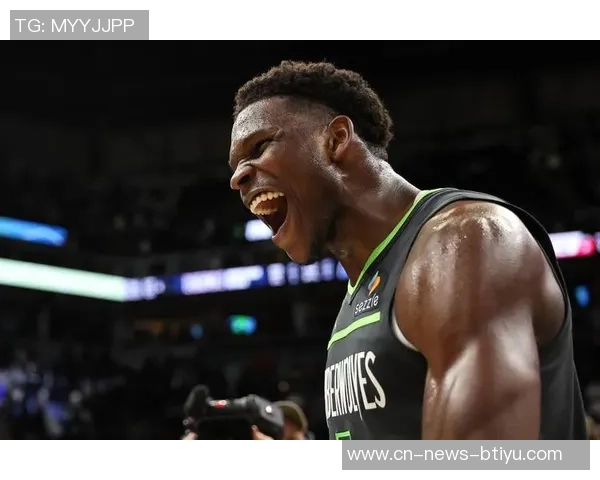 爱德华兹上半场表现亮眼13投7中斩获16分助球队争胜